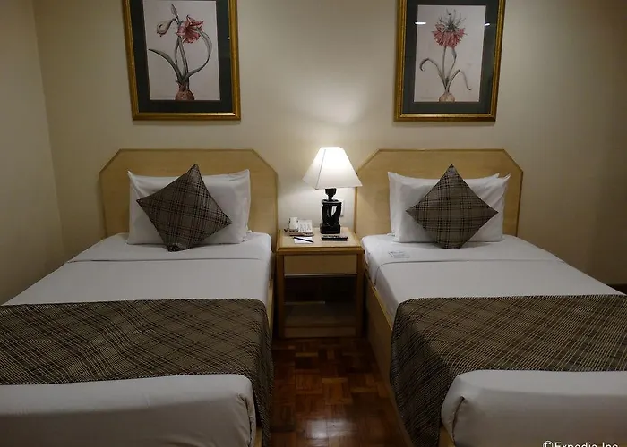 Lotus Hotel 3*